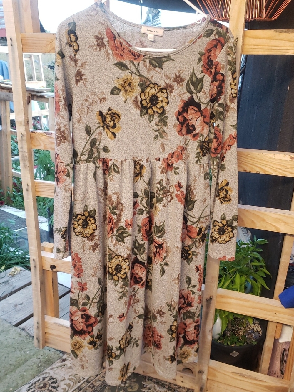 Hailey & Co Floral Babydoll Dress Size Large Cozy Brushed Knit LongSleeve Pocket